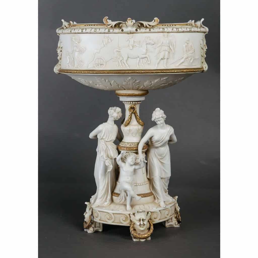 Un centre de table en biscuit fin XIXème siècle | Biron Un centre de table en biscuit fin XIXème siècle