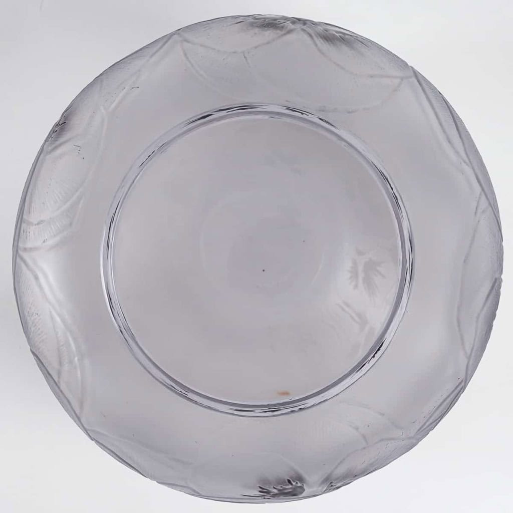 Vase « Pensées » verre bleu clair émaillé noir de René LALIQUE | Biron Vase "Pensées" verre bleu clair émaillé noir de René LALIQUE