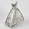 Flacon « D’Où Vient-Il » verre blanc patiné gris de René LALIQUE pour Vigny | Biron Flacon "D'Où Vient-Il" verre blanc patiné gris de René LALIQUE pour Vigny