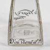 Flacon « D’Où Vient-Il » verre blanc patiné gris de René LALIQUE pour Vigny | Biron Flacon "D'Où Vient-Il" verre blanc patiné gris de René LALIQUE pour Vigny