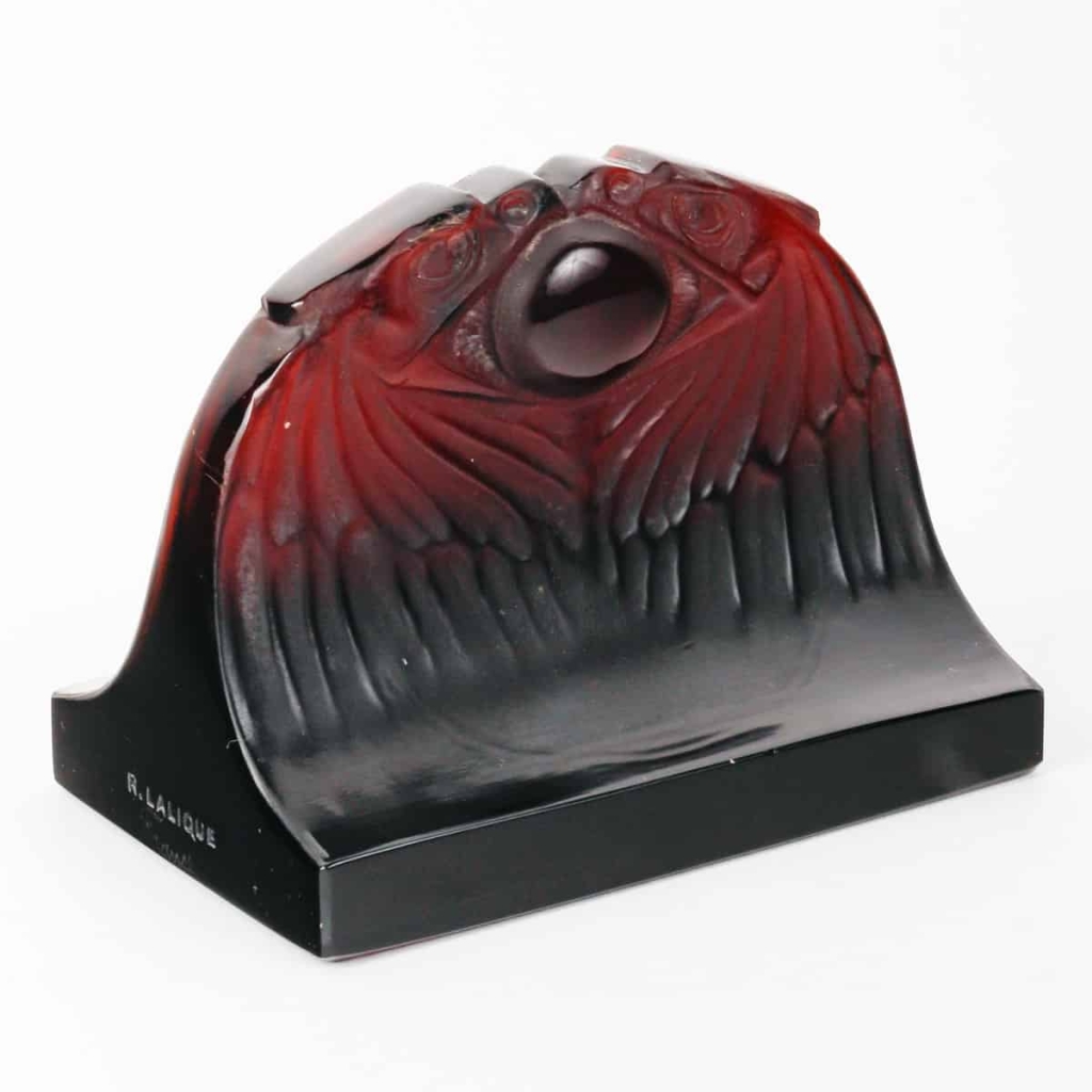 Presse-Papiers « Deux Aigles » verre ambre foncé de René LALIQUE | Biron Presse-Papiers "Deux Aigles" verre ambre foncé de René LALIQUE
