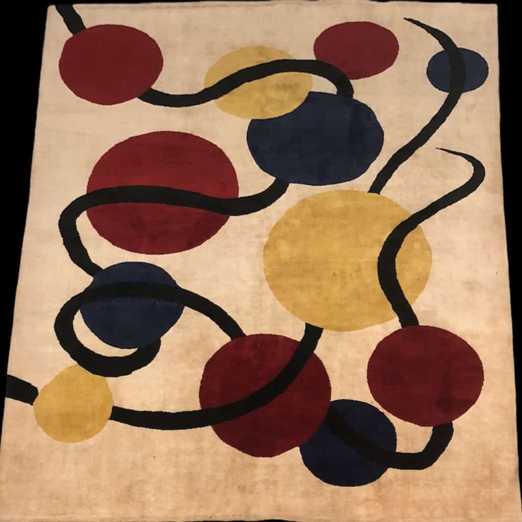 Tapis contemporain rectangulaire à décor géométrique en laine fait tissé à la main. | Biron Tapis contemporain rectangulaire à décor géométrique en laine fait tissé à la main.