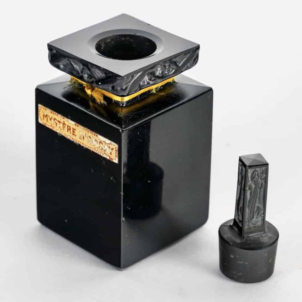 Flacon « Mystère » verre noir de René LALIQUE pour D’Orsay | Biron Flacon "Mystère" verre noir de René LALIQUE pour D'Orsay
