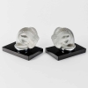 Paire de Serre-Livres Mascottes Automobile « Tête de Bélier » verre blanc de René LALIQUE | Biron Paire de Serre-Livres Mascottes Automobile "Tête de Bélier" verre blanc de René LALIQUE