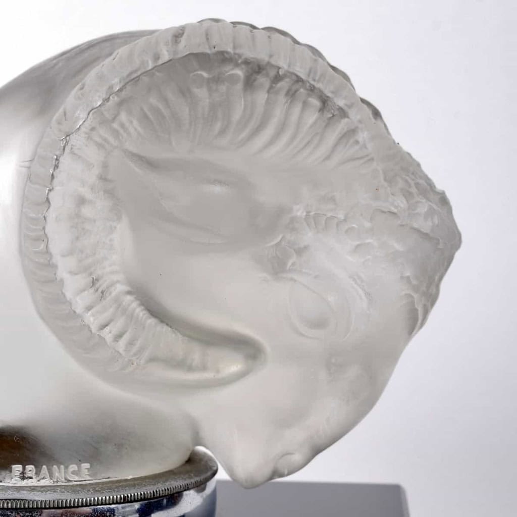 Paire de Serre-Livres Mascottes Automobile « Tête de Bélier » verre blanc de René LALIQUE | Biron Paire de Serre-Livres Mascottes Automobile "Tête de Bélier" verre blanc de René LALIQUE