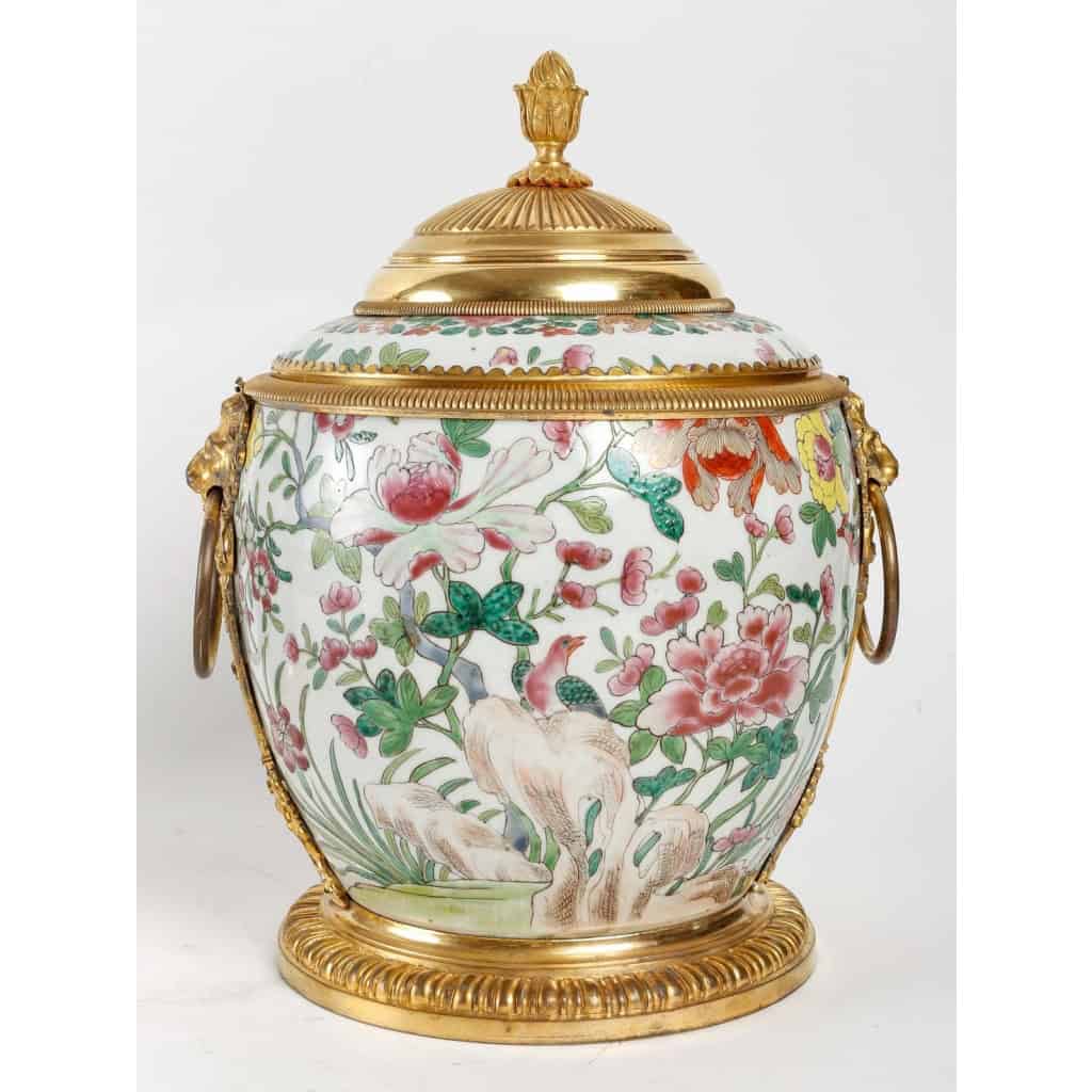Paire de Pots à Gingembre en Porcelaine de Style Régence circa 1870 | Biron Paire de Pots à Gingembre en Porcelaine de Style Régence circa 1870
