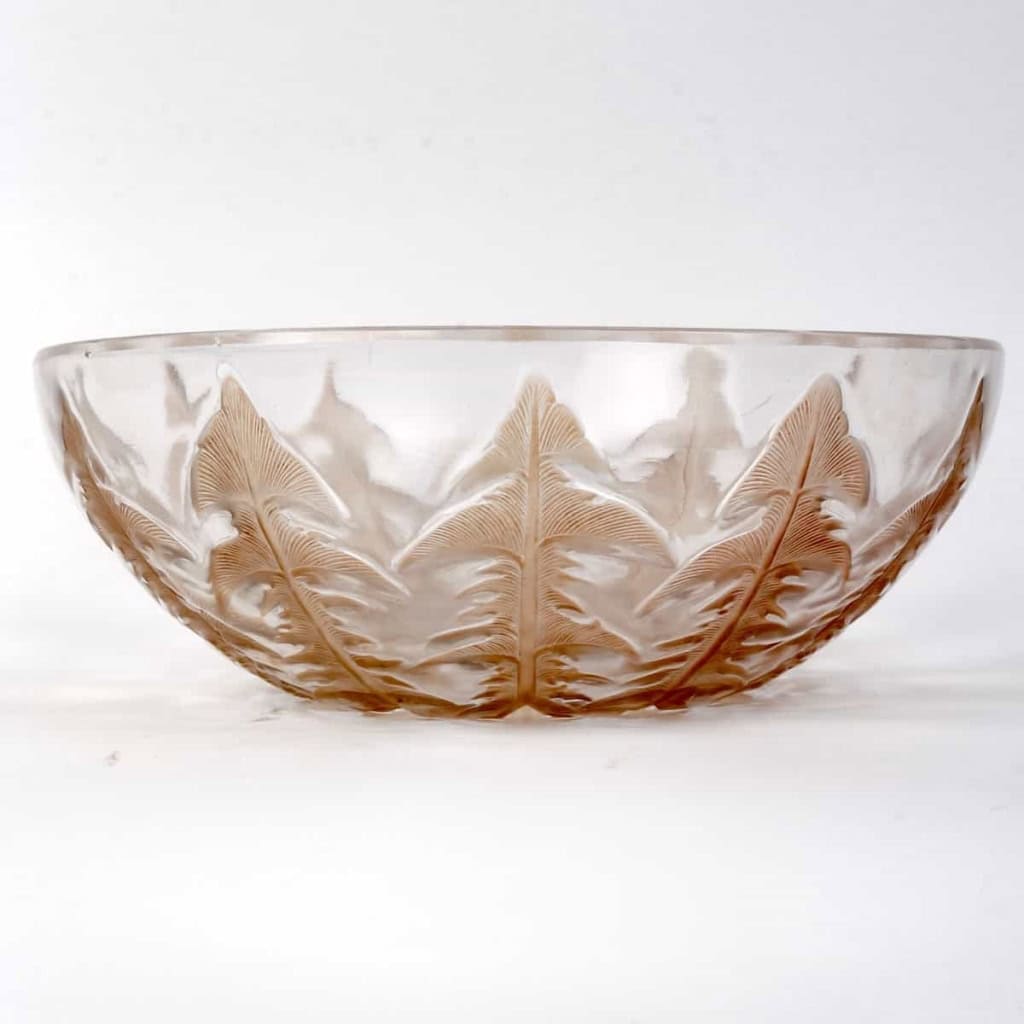 Coupe « Pissenlit » verre blanc patiné sépia de René LALIQUE | Biron Coupe "Pissenlit" verre blanc patiné sépia de René LALIQUE