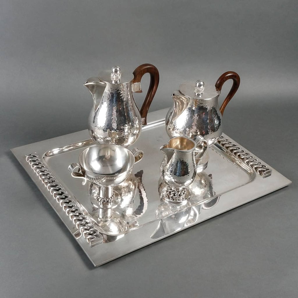 Service Thé Café « Gourmette » métal argenté martelé et palissandre de Jean DESPRES | Biron |||||||||||||||||
