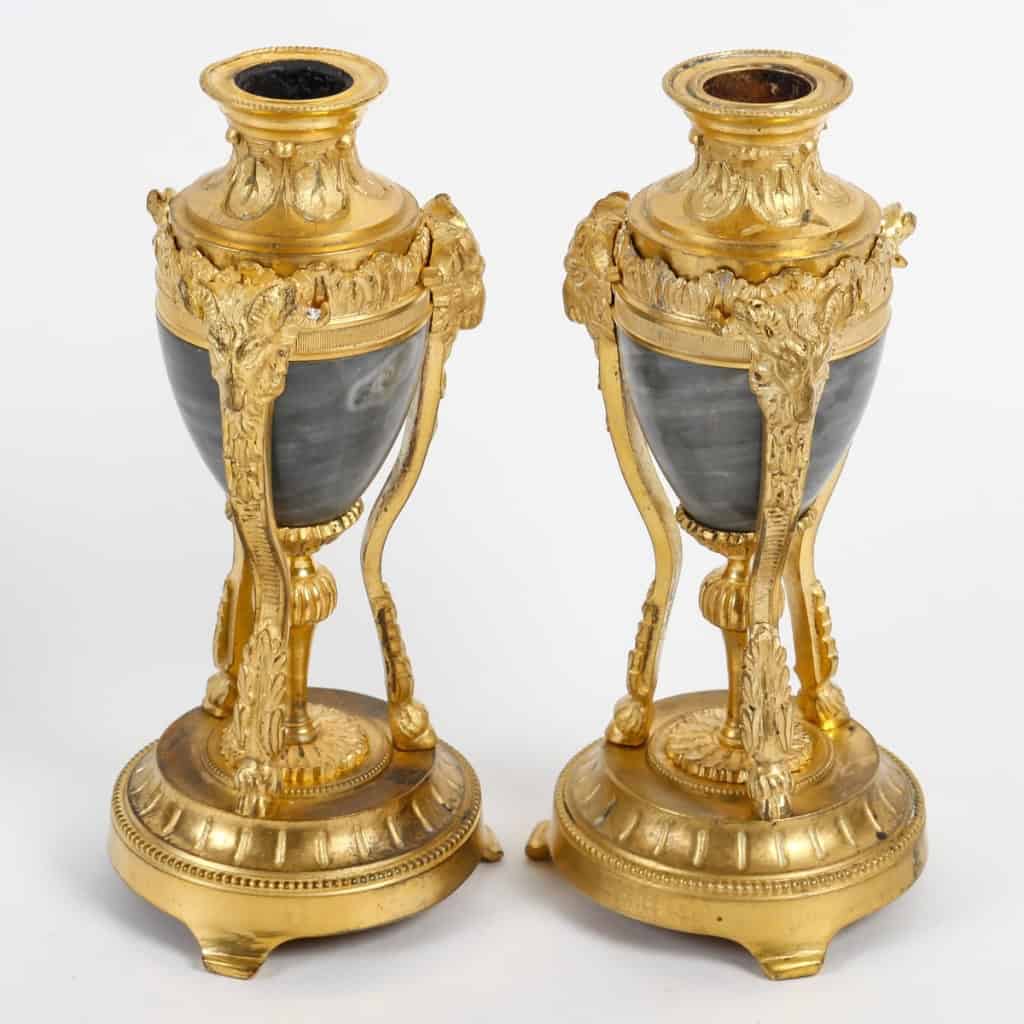 Paire de Cassolettes transformables en Bougeoirs XIXème Siècle Paire de Cassolettes transformables en Bougeoirs XIXème Siècle