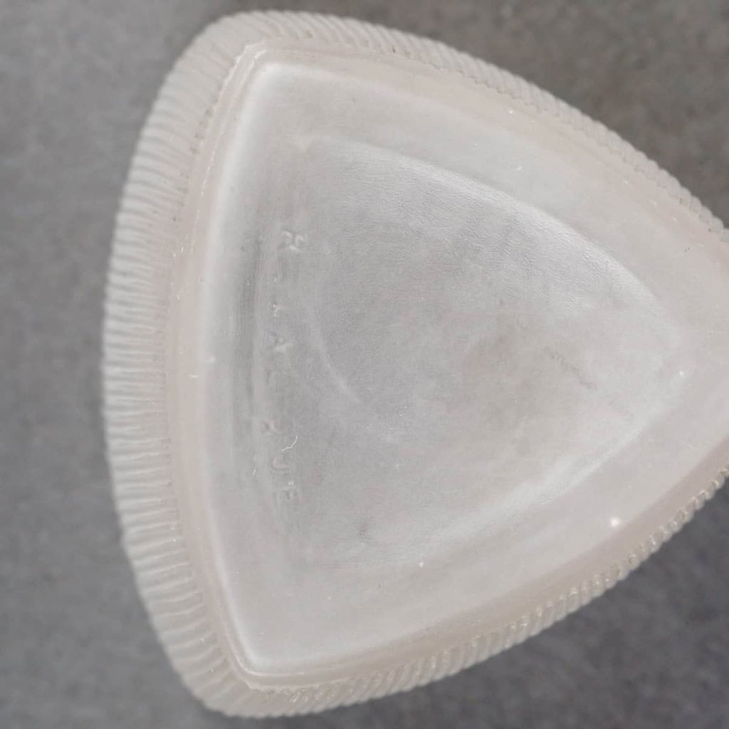 Boîte « Tête de Femme » verre blanc patiné sépia de René LALIQUE pour Coty | Biron Boîte "Tête de Femme" verre blanc patiné sépia de René LALIQUE pour Coty