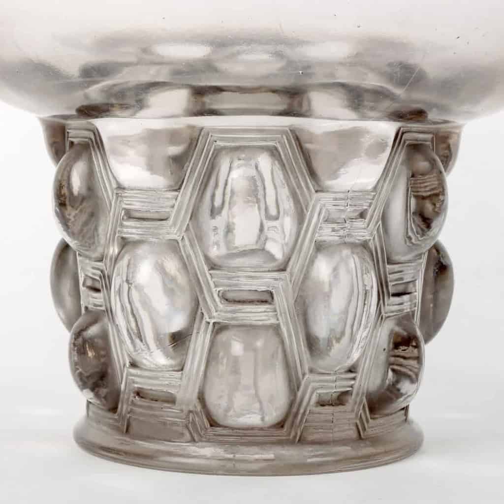Vase « Beautreillis » patiné gris de René LALIQUE | Biron Vase "Beautreillis" patiné gris de René LALIQUE
