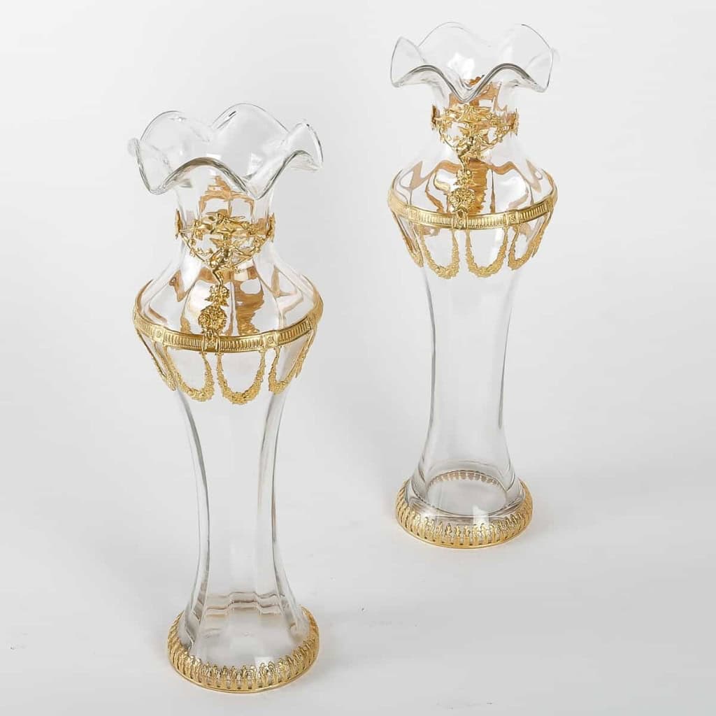 Paire de vases en cristal et ornementation en bronze doré fin XIXème siècle | Biron Paire de vases en cristal et ornementation en bronze doré fin XIXème siècle