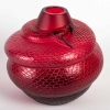 Vase « Serpent » cristal rouge de LALIQUE FRANCE | Biron Vase "Serpent" cristal rouge de LALIQUE FRANCE
