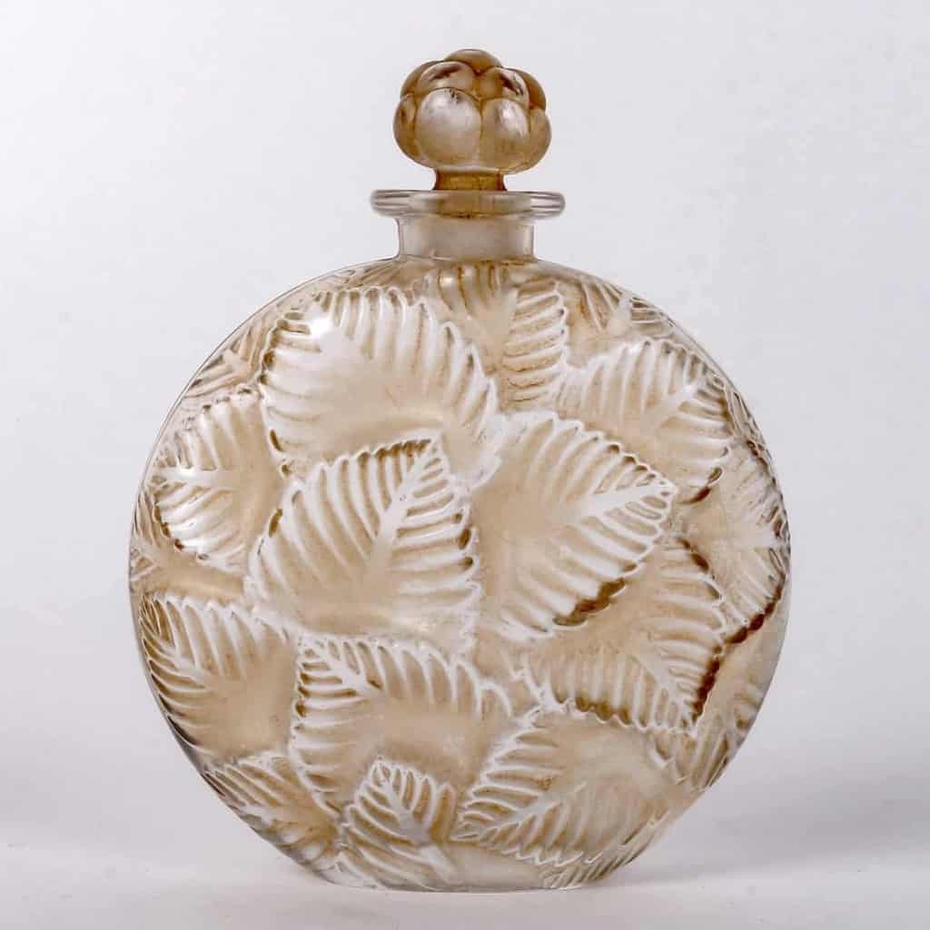 Flacon « Clamart » verre blanc patiné sépia de René LALIQUE | Biron ||||||