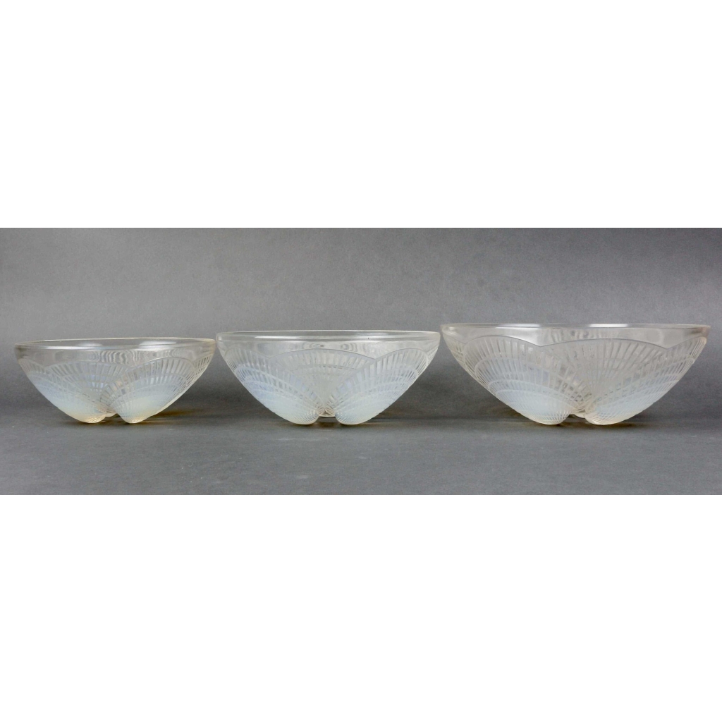 Suite de Trois Bols « Coquilles » verre opalescent de René LALIQUE | Biron |||||||