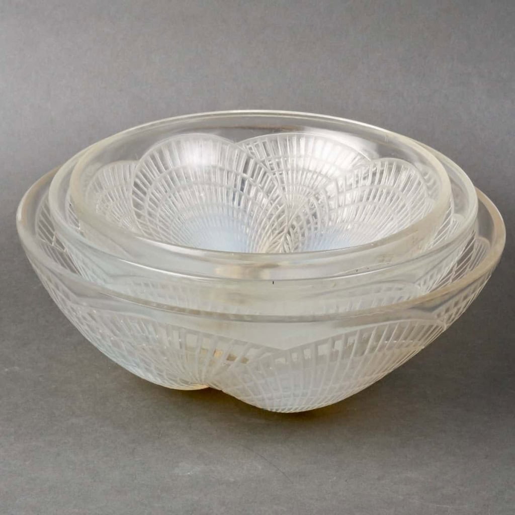 Suite de Trois Bols « Coquilles » verre opalescent de René LALIQUE | Biron Suite de Trois Bols "Coquilles" verre opalescent de René LALIQUE