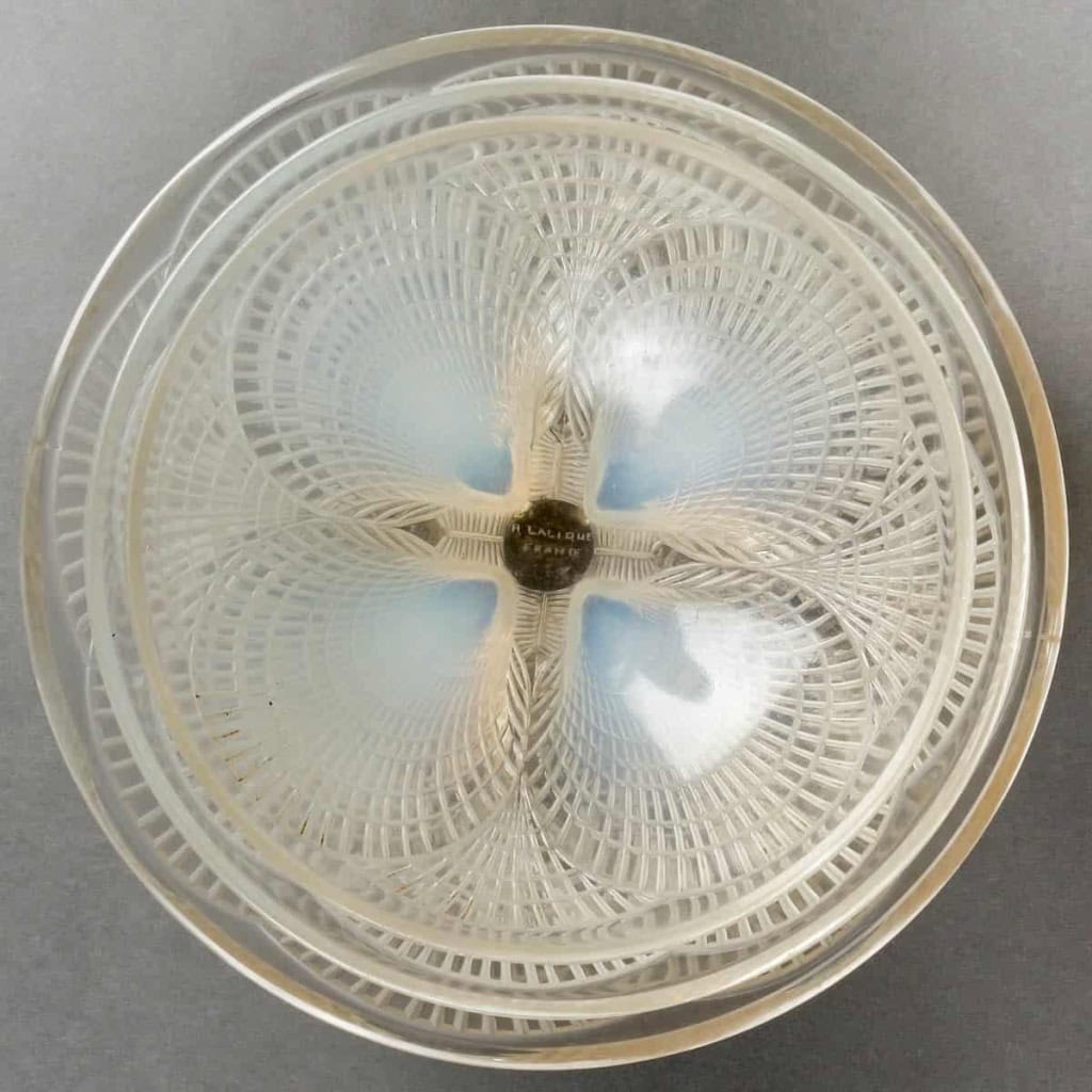 Suite de Trois Bols « Coquilles » verre opalescent de René LALIQUE | Biron Suite de Trois Bols "Coquilles" verre opalescent de René LALIQUE
