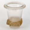 Vase « Quatre Têtes de Femmes et Raisins » verre blanc patiné sépia de René LALIQUE | Biron Vase "Quatre Têtes de Femmes et Raisins" verre blanc patiné sépia de René LALIQUE