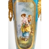 Une paire de vases en porcelaine de style Sèvres fin XIXème siècle | Biron Une paire de vases en porcelaine de style Sèvres fin XIXème siècle