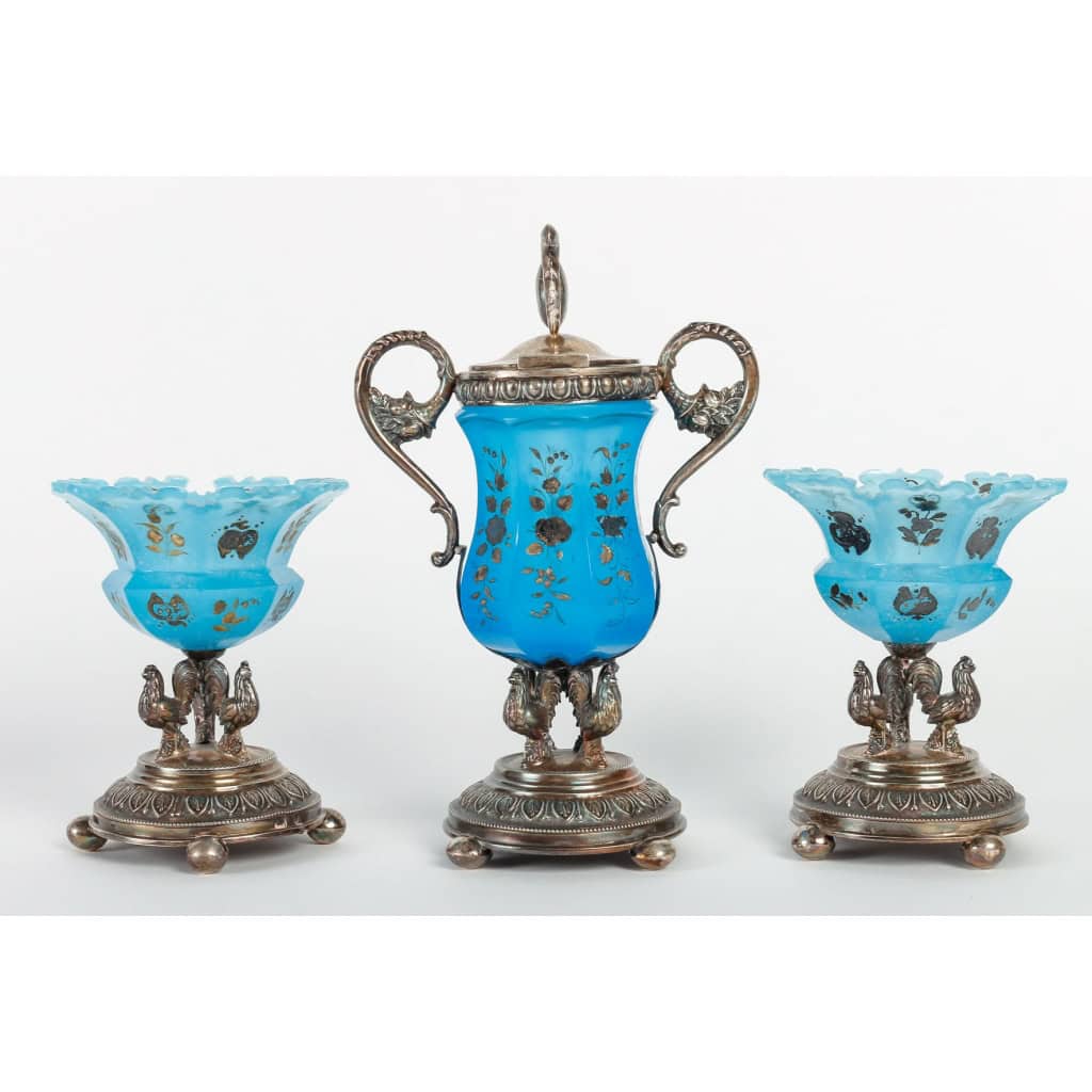 Set de confiturier en opaline bleu émaillé du XIXème siècle avec base en argent.
