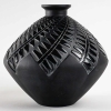 Vase « Montargis » verre noir patiné blanc de René LALIQUE | Biron ||||||