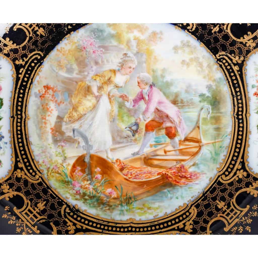 Coupe en porcelaine et monture en bronze doré, XIXème siècle