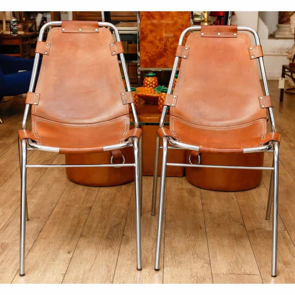 4 chaises en cuir et acier chromé de Charlotte Perriand, « Les arcs », 1970-1980 | Biron 4 chaises en cuir et acier chromé de Charlotte Perriand, "Les arcs", 1970-1980