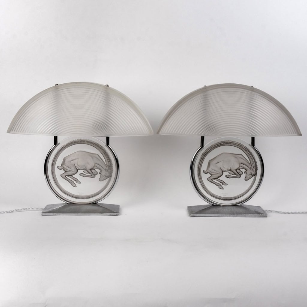 Paire de Lampes « Bélier » verre blanc patiné gris de René LALIQUE | Biron ||||||||