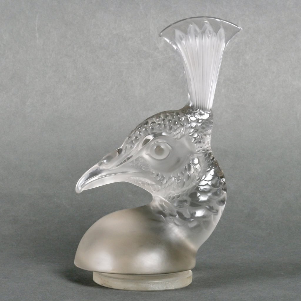 Mascotte Automobile « Tête de Paon » verre blanc de René LALIQUE | Biron |||||||