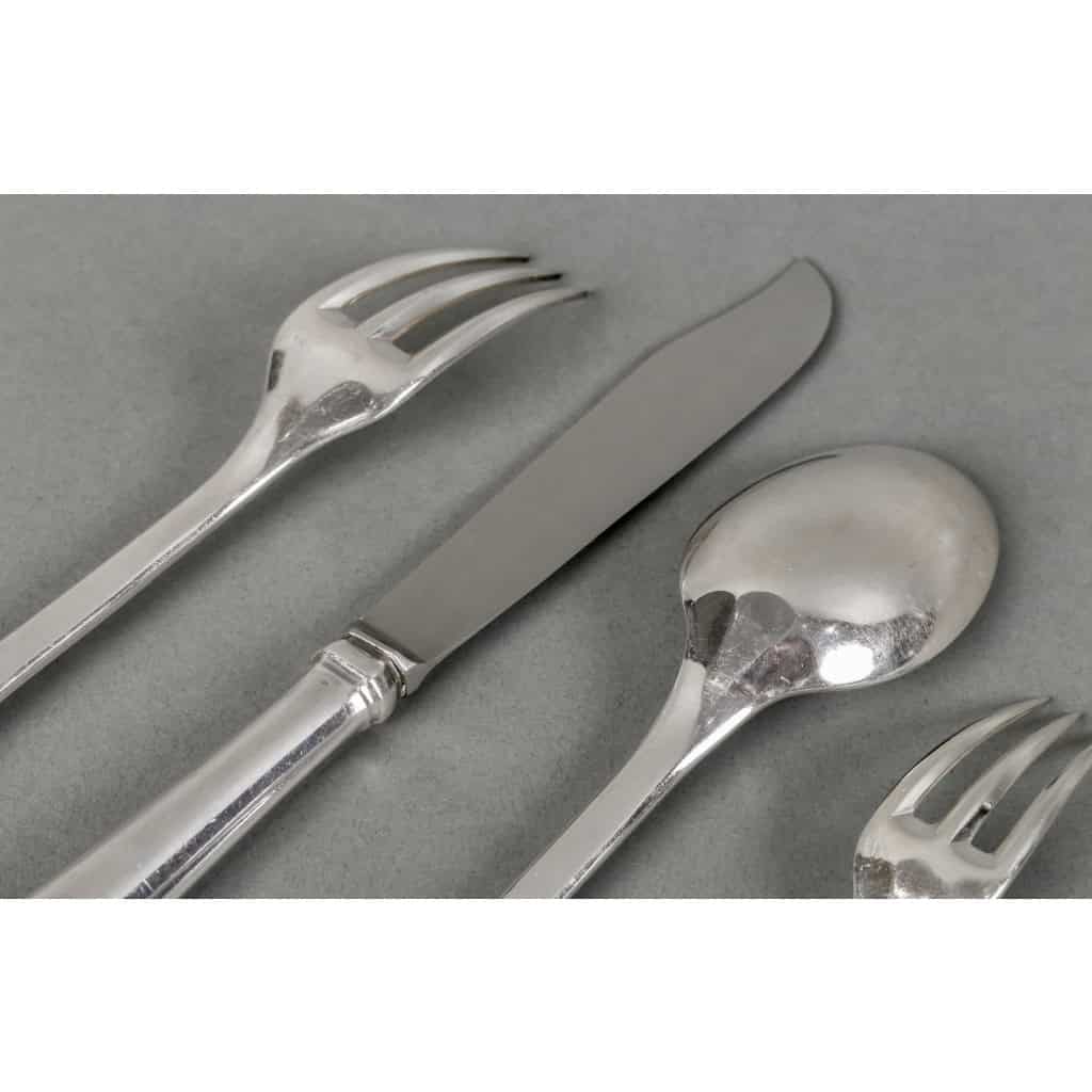 Ménagère 1922 argent massif et ébène de Jean E. PUIFORCAT – 142 Pièces | Biron Ménagère 1922 argent massif et ébène de Jean E. PUIFORCAT - 142 Pièces