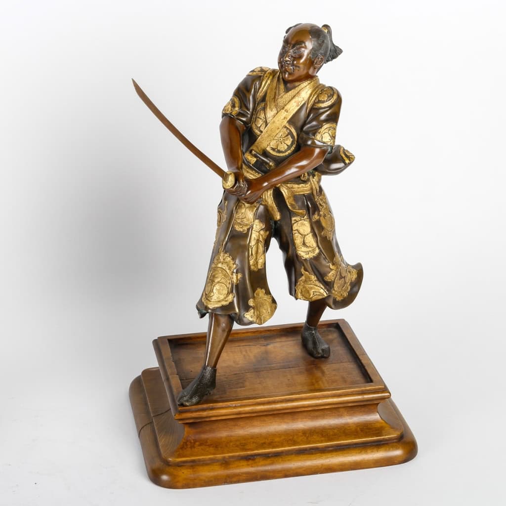 Paire de samouraïs en bronze signés par Miyao, fin de l’ère Meji, fin XIXème siècle | Biron Paire de samouraïs en bronze signés par Miyao, fin de l'ère Meji, fin XIXème siècle