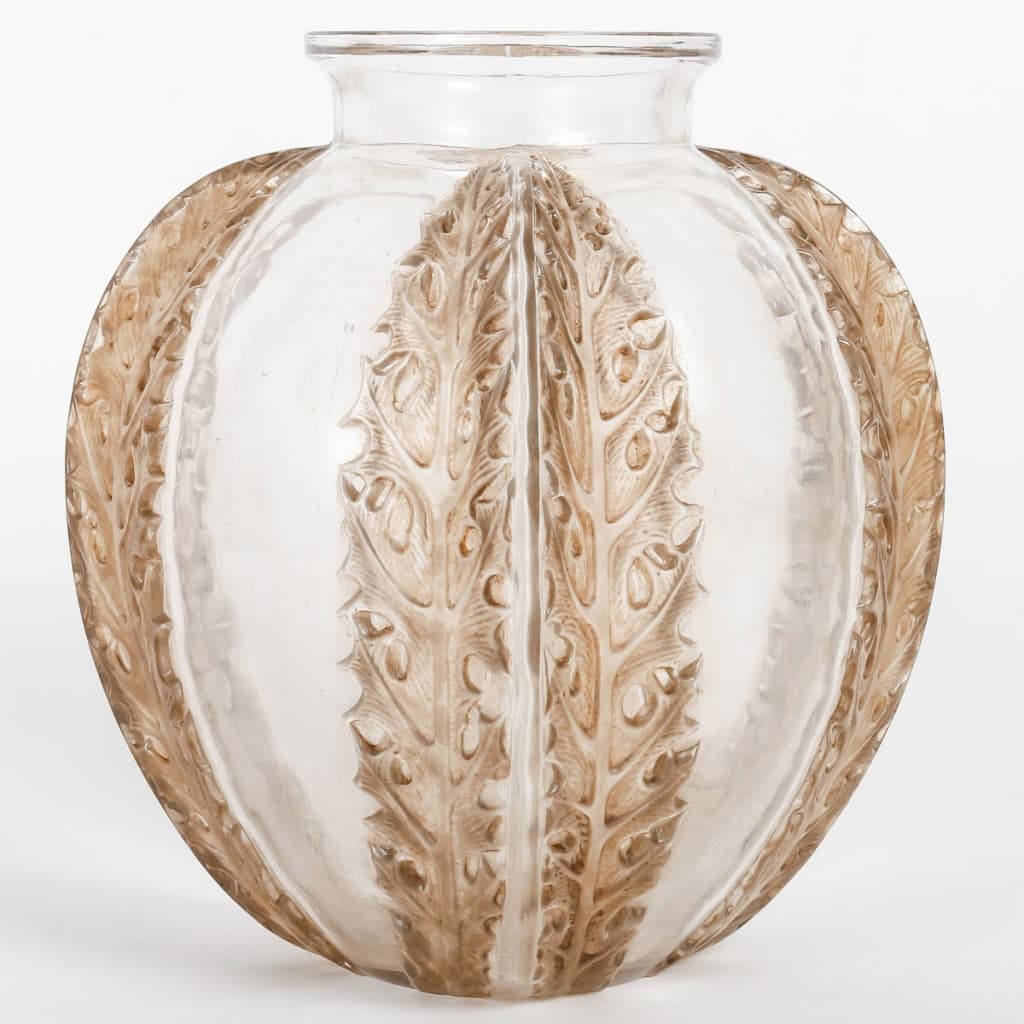 Vase « Chardons » verre blanc patiné sépia de René LALIQUE | Biron |||||||