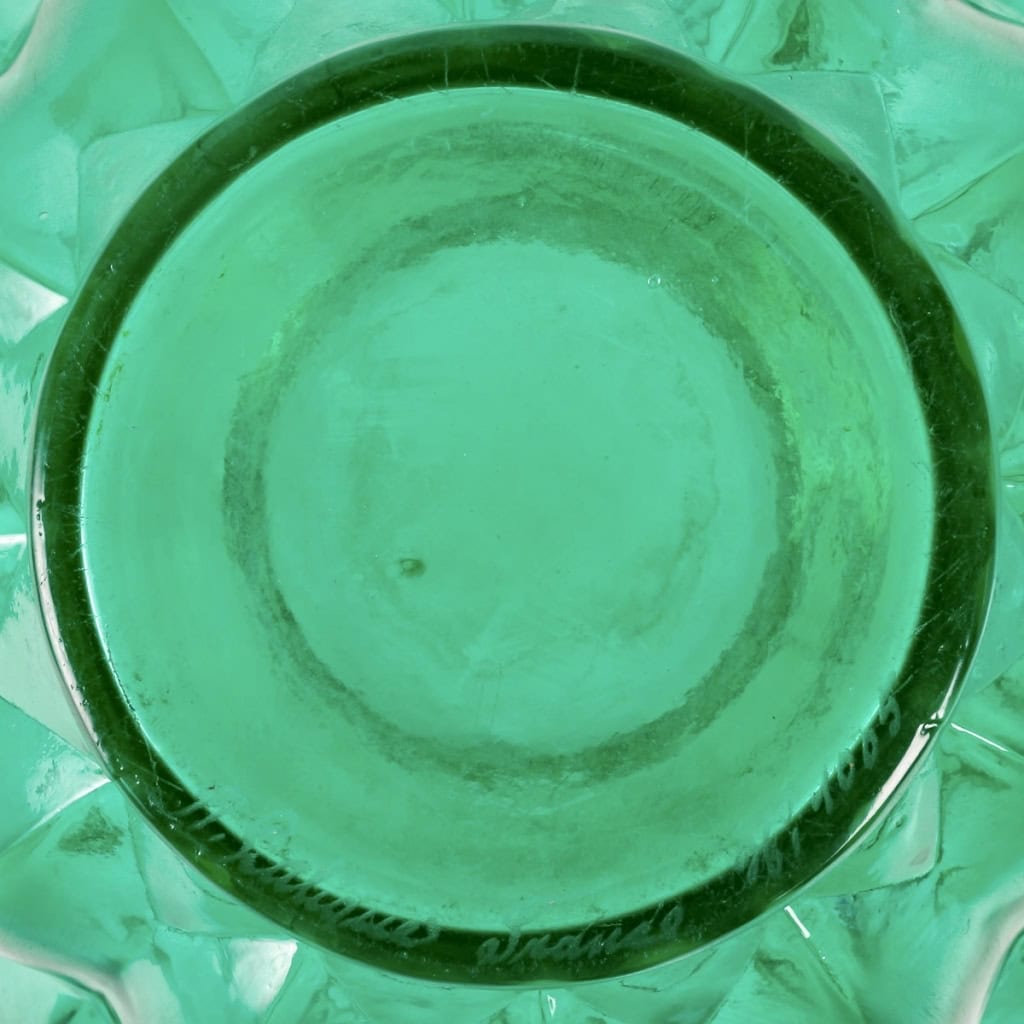 Vase « Nivernais » verre vert émeraude de René LALIQUE | Biron Vase "Nivernais" verre vert émeraude de René LALIQUE