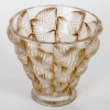 Vase « Moissac » verre blanc patiné sépia de Marc LALIQUE | Biron Vase "Moissac" verre blanc patiné sépia de Marc LALIQUE