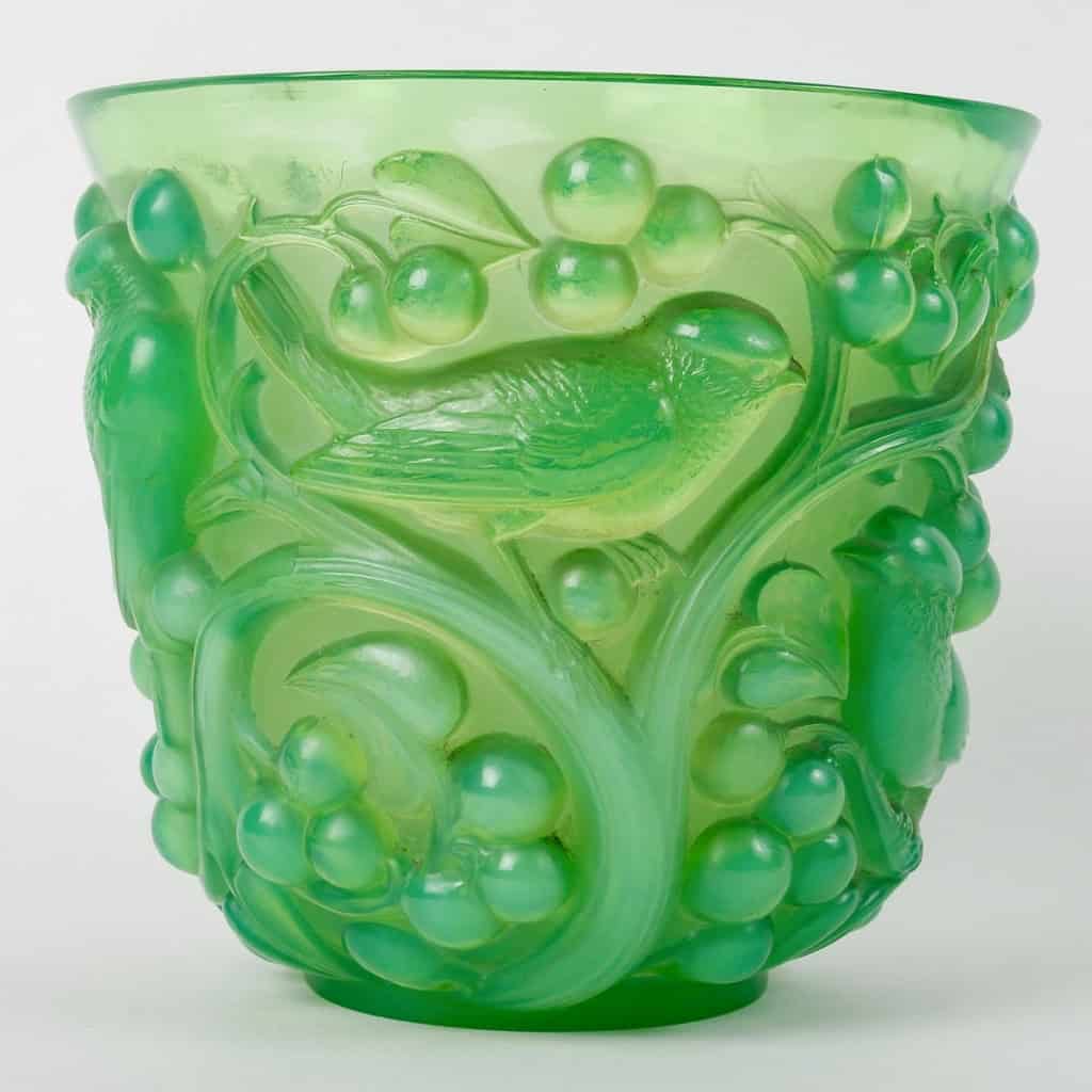 Vase « Avallon » verre peppermint de René LALIQUE | Biron ||||||||