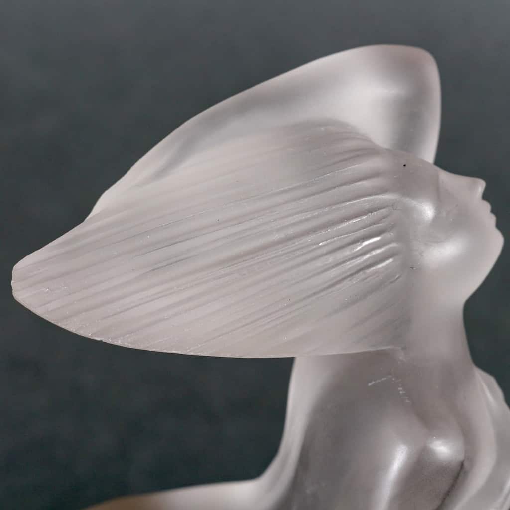 Statuette « Côte d’Azur » verre blanc de René LALIQUE | Biron Statuette "Côte d'Azur" verre blanc de René LALIQUE