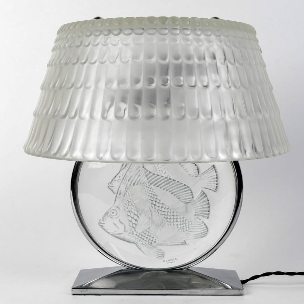 Lampe « Poissons » verre blanc patiné bleu de René LALIQUE | Biron ||||||||