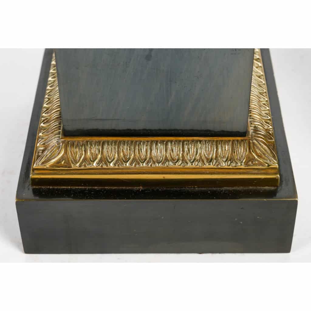 Paire De Lampes En Bronze Des Années 1960. Attribuées à La Maison Charles. | Biron Paire De Lampes En Bronze Des Années 1960. Attribuées à La Maison Charles.