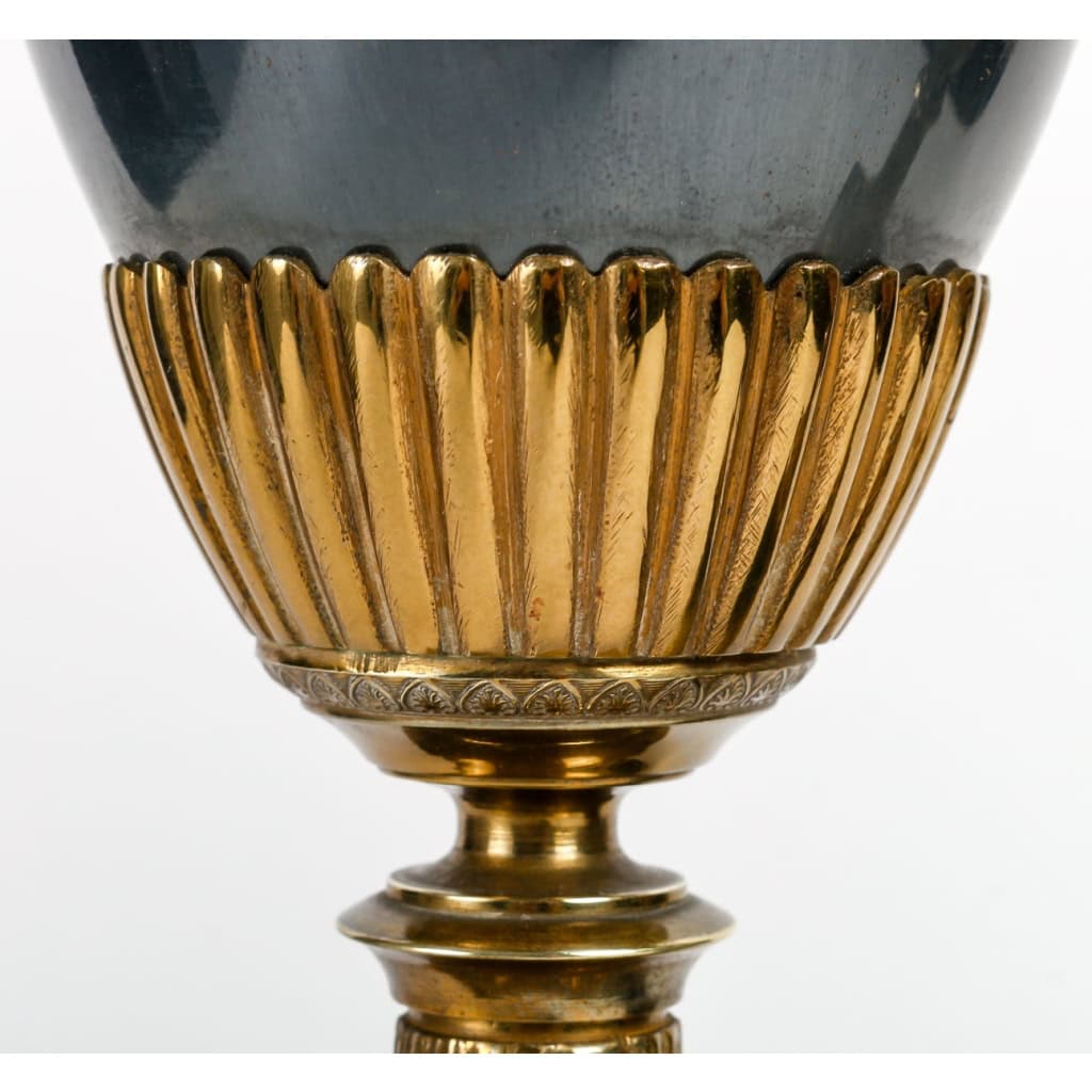 Paire De Lampes En Bronze Des Années 1960. Attribuées à La Maison Charles. | Biron Paire De Lampes En Bronze Des Années 1960. Attribuées à La Maison Charles.