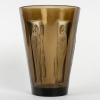 Vase « Gobelet Six Figurines » verre topaze fumé de René LALIQUE | Biron Vase "Gobelet Six Figurines" verre topaze fumé de René LALIQUE