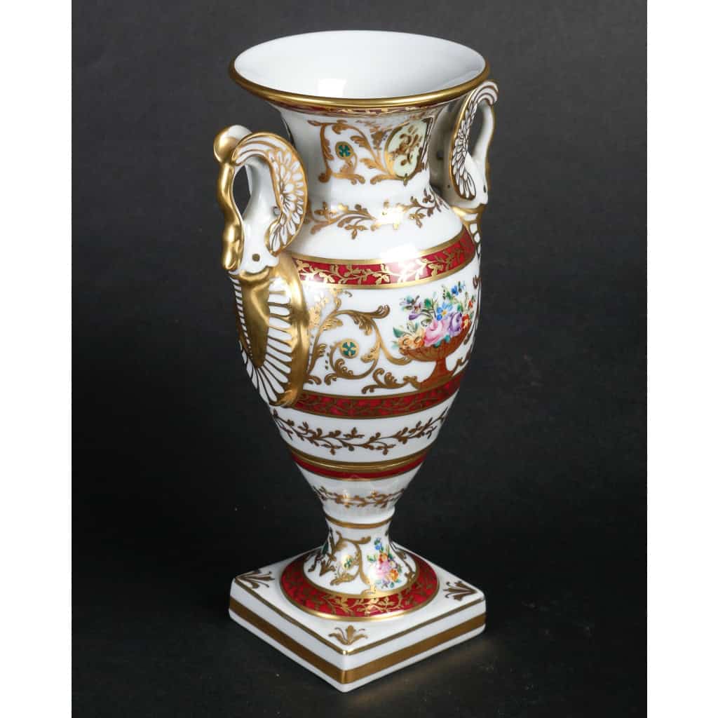 Vase Baron Jourdan rouge, Daté 1952 | Biron Vase Baron Jourdan rouge, Daté 1952