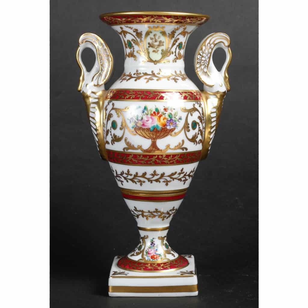 Vase Baron Jourdan rouge, Daté 1952 | Biron Vase Baron Jourdan rouge, Daté 1952