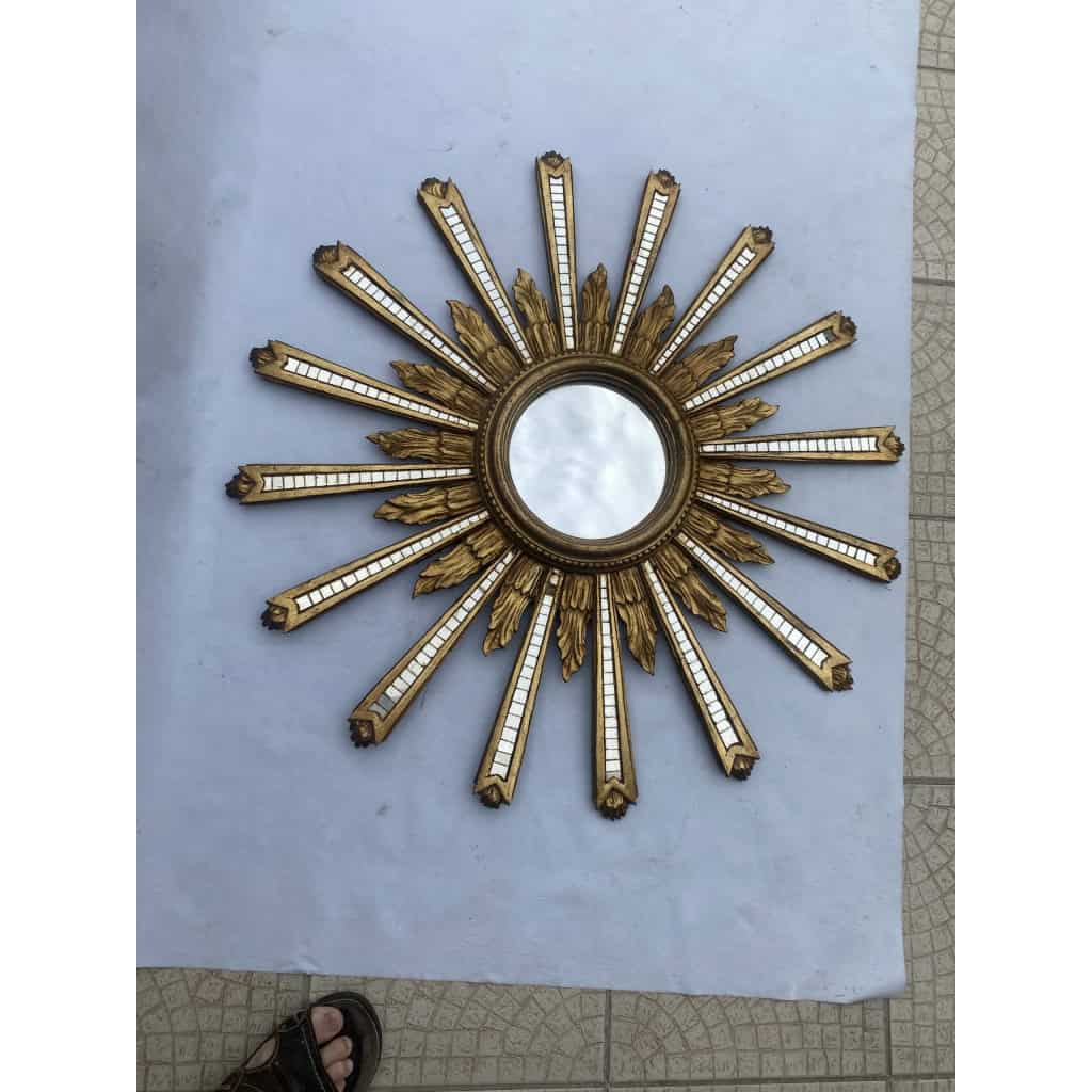 1950/70′ Miroir Soleil Bois Doré Convexe Patiné Avec Incrustations De Miroirs | Biron 1950/70′ Miroir Soleil Bois Doré Convexe Patiné Avec Incrustations De Miroirs