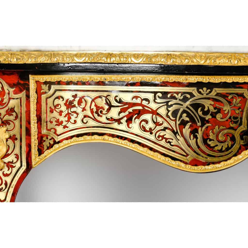 Importante Console en marqueterie dite Boulle et dessus en marbre blanc de Carrare | Biron Importante Console en marqueterie dite Boulle et dessus en marbre blanc de Carrare