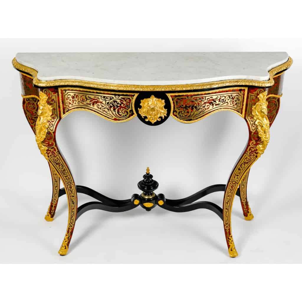 Importante Console en marqueterie dite Boulle et dessus en marbre blanc de Carrare | Biron Importante Console en marqueterie dite Boulle et dessus en marbre blanc de Carrare