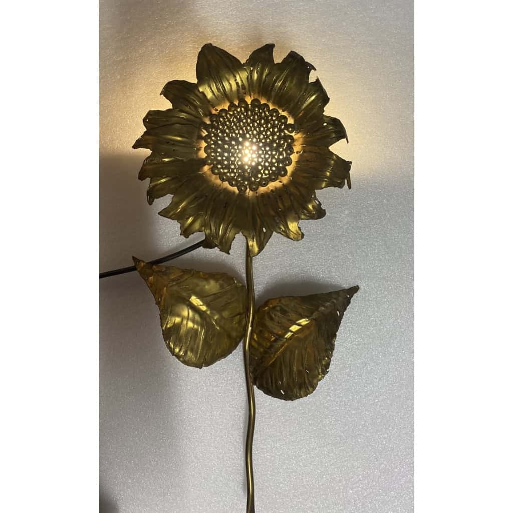 1970′ Applique Au Tournesol Laiton Patiné Signée P.MAS-ROSSI H 64 cm | Biron 1970′ Applique Au Tournesol Laiton Patiné Signée P.MAS-ROSSI H 64 cm
