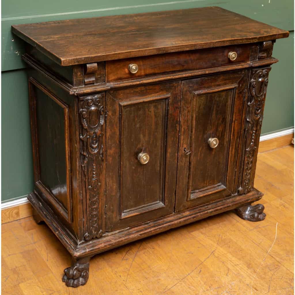 Buffet Toscan Du 18ème Siècle. | Biron Buffet Toscan Du 18ème Siècle.
