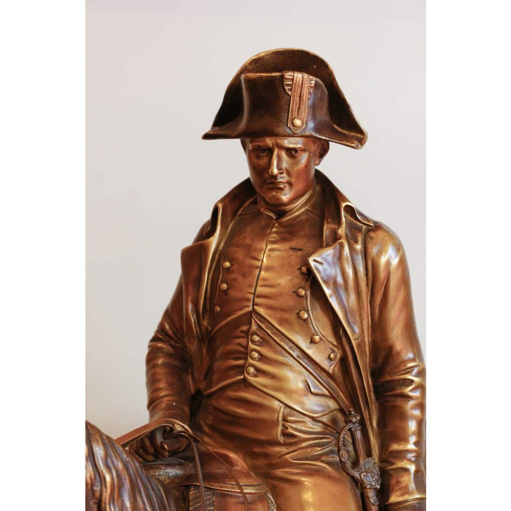 Napoléon sur cheval, par Morisse Louis-Marie | Biron Napoléon sur cheval, par Morisse Louis-Marie