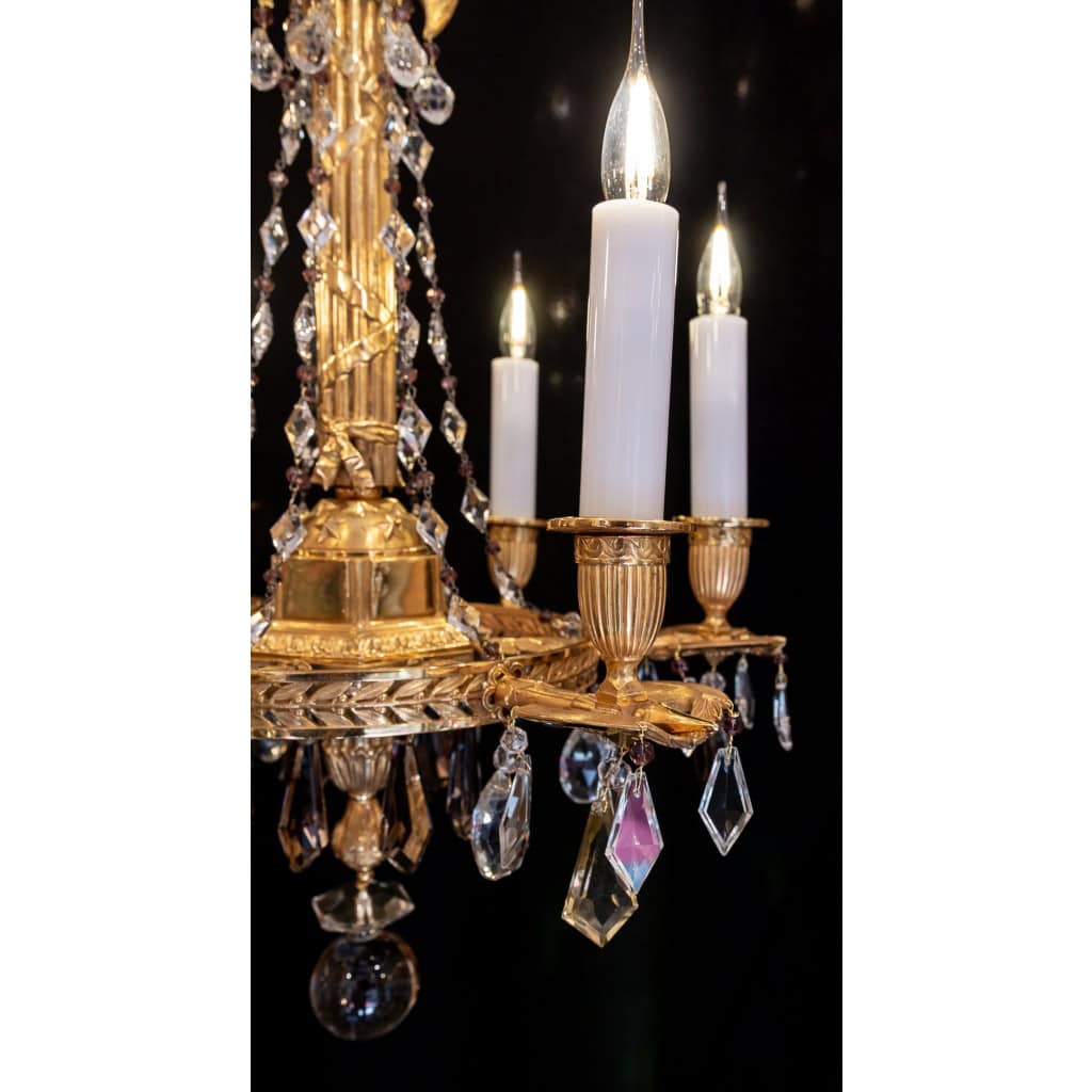 Lustre en bronze ciselé et doré de style Révolutionnaire XIXème siècle | Biron Lustre en bronze ciselé et doré de style Révolutionnaire XIXème siècle