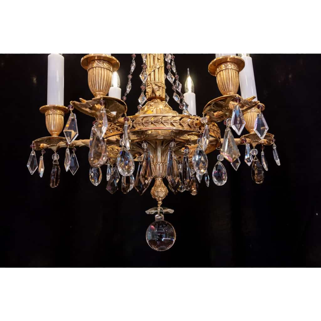 Lustre en bronze ciselé et doré de style Révolutionnaire XIXème siècle | Biron Lustre en bronze ciselé et doré de style Révolutionnaire XIXème siècle